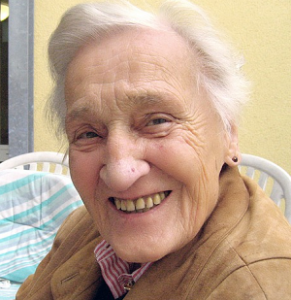 Picture of elderly woman